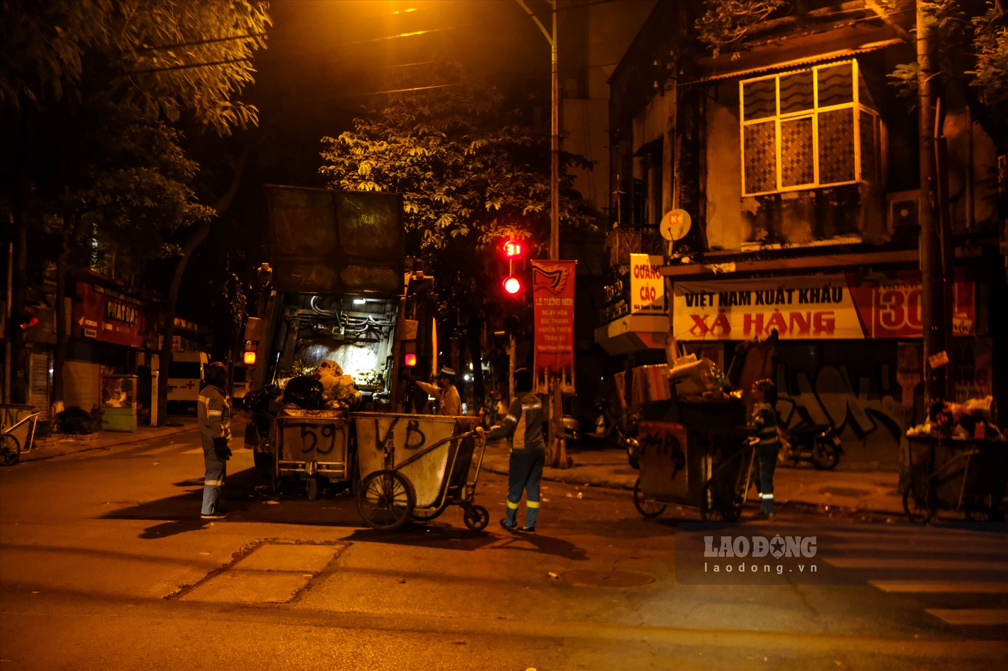 Ký Sự Ven Đường: Những Mảnh Đời Mưu Sinh Nơi Đô Thị